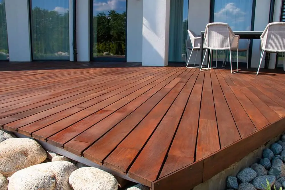 wooden-deck-closeup